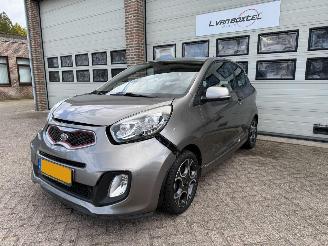 Voiture accidenté Kia Picanto 1.2 CCVT Comfort Pack Automaat Airco 55888 Km NAP ! 2011/9