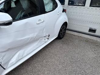 Toyota Yaris 1.5 Hybrid Dynamic Navi Clima Cruise 35316 Km NAP ! picture 22