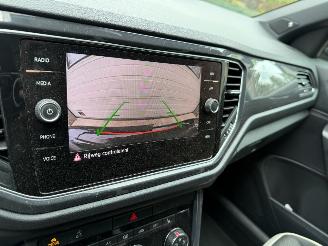 Volkswagen T-Roc 1.5 TSI Sport Automaat Pano Navi Clima picture 16