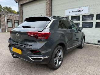 Volkswagen T-Roc 1.5 TSI Sport Automaat Pano Navi Clima picture 3