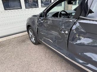 Volkswagen T-Roc 1.5 TSI Sport Automaat Pano Navi Clima picture 21