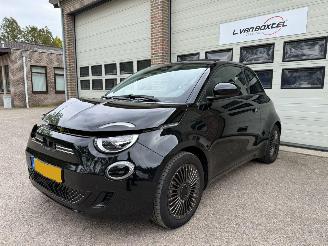 Damaged car Fiat 500C Passion 42kWh Navi Clima Virtual 39953 Km NAP ! 2021/6