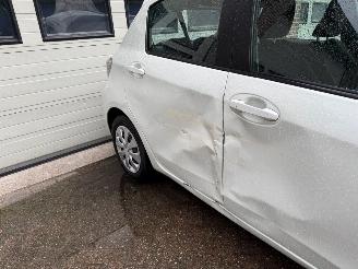 Toyota Yaris 1.5 Full Hybrid Aspiration Automaat Navi Clima 92628 Km ! picture 14