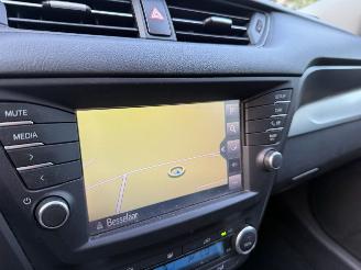 Toyota Avensis 1.8 VVT-i Business Pro Automaat Pano Navi Clima picture 18
