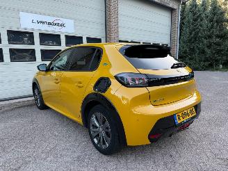 Peugeot e-208 EV Allure Pack 50 kWh Navi Clima NAP ! picture 3