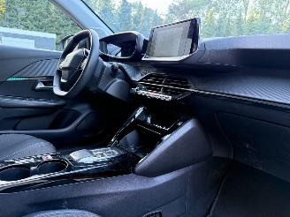 Peugeot e-208 EV Allure Pack 50 kWh Navi Clima NAP ! picture 5