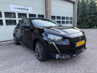 Peugeot e-208 EV Allure Pack 50 kWh Navi Clima NAP ! picture 2