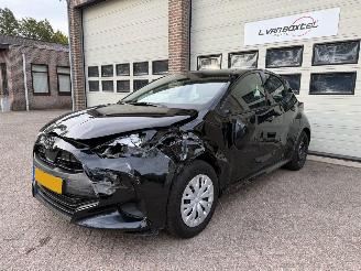 Toyota Yaris 1.5 Hybrid 115 Comfort Automaat Navi Clima NAP ! picture 2