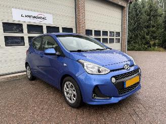 Voiture accidenté Hyundai I-10 1.0i Comfort Navi Airco Cruise NAP ! 2019/5