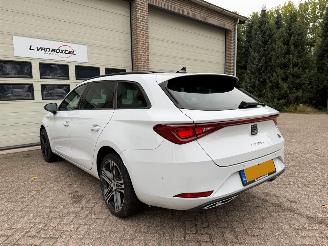 Seat Leon 1.5 TSI e-Hybrid FR Automaat Navi Clima 28266 Km NAP ! picture 4