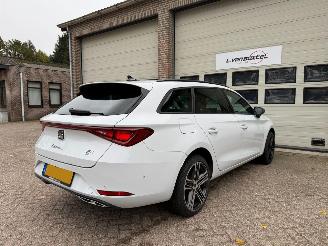 Seat Leon 1.5 TSI e-Hybrid FR Automaat Navi Clima 28266 Km NAP ! picture 3