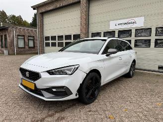 Voiture accidenté Seat Leon 1.5 TSI e-Hybrid FR Automaat Navi Clima 28266 Km NAP ! 2025/3