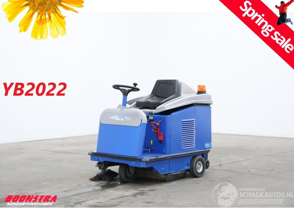   95 BJ 2022 33Hrs! Kehrmaschine / Veegmachine