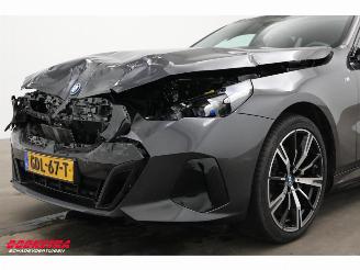 BMW i5 eDrive40 84 kWh M-Sport HUD Memory 360° AHK 18.410 km! picture 11