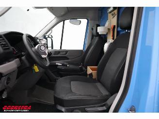 Volkswagen Crafter 2.0 TDI Koffer picture 17