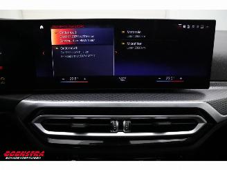 BMW 3-serie Touring 330i M-Sport Pano LED HUD Leder Cruise picture 25