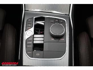 BMW 3-serie Touring 330i M-Sport Pano LED HUD Leder Cruise picture 27