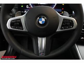 BMW 3-serie Touring 330i M-Sport Pano LED HUD Leder Cruise picture 21