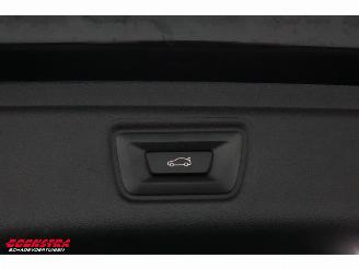 BMW 3-serie Touring 330i M-Sport Pano LED HUD Leder Cruise picture 28