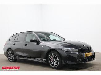 BMW 3-serie Touring 330i M-Sport Pano LED HUD Leder Cruise picture 2