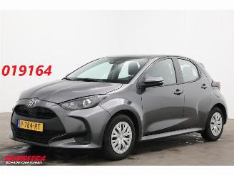 skadebil auto Toyota Yaris 1.0 VVT-i Comfort ACC Airco 2022/5
