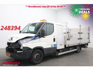 skadebil bedrijf Iveco Daily 35S14 CNG Hi-Matic Pritsche LBW Luftfederung Camera 125.553km 2018/11