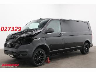 krockskadad bil bedrijf Volkswagen Transporter T6.1 2.0 TDI 150 PK L2-H1 Airco Cruise SHZ PDC AHK 2020/1