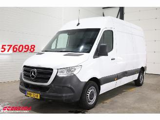 krockskadad bil bedrijf Mercedes Sprinter 215 CDI 9G-Tronic L2H-2 FWD Navi Airco Cruise Camera AHK 35.405 km! 2023/6