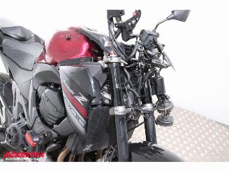 Kawasaki Z 800 ABS picture 13