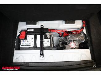 BMW 1-serie 118i Aut. LED Navi Clima Cruise PDC AHK 109.503 km! picture 6