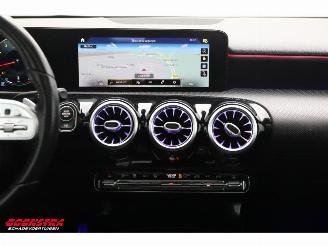 Mercedes A-klasse 180 7G-Tronic AMG Pano LED Memory Camera SHZ picture 13