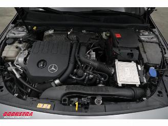 Mercedes A-klasse 180 7G-Tronic AMG Pano LED Memory Camera SHZ picture 9