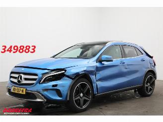 Vaurioauto  passenger cars Mercedes GLA 220 d H/K Pano LED Memory Camera AHK 86.924 km! 2017/1