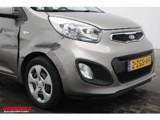 Kia Picanto 1.0 CVVT Plus Pack Navi Airco Bluetooth 2e Eigen. 53.699 km! picture 10