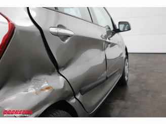 Kia Picanto 1.0 CVVT Plus Pack Navi Airco Bluetooth 2e Eigen. 53.699 km! picture 6