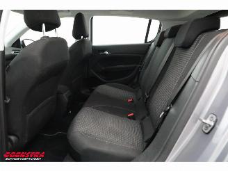 Peugeot 308 1.2 PureTech Active Navi Clima Cruise PDC AHK 151.469 km! picture 15