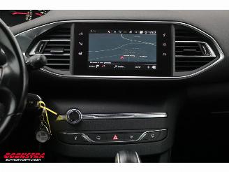 Peugeot 308 1.2 PureTech Active Navi Clima Cruise PDC AHK 151.469 km! picture 13