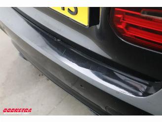 BMW 3-serie 320i EDE SportLine BiXenon Navi Clima Cruise SHZ picture 11