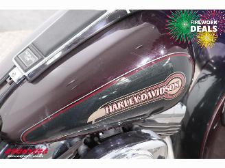 Harley-Davidson  FLHTC Electra Glide picture 12