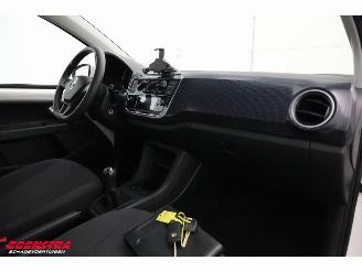 Volkswagen Up! 1.0 BMT move up! Airco Bluetooth 54.053 km! picture 13