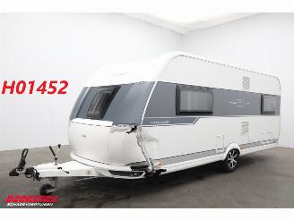 skadebil caravan Hobby  540 Excellent Rondzit Queens Bed BY 2017 2017/2