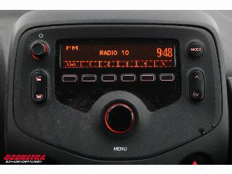 Toyota Aygo 1.0 VVT-i x-fun Bluetooth Airco Cruise 49.610 km! picture 20