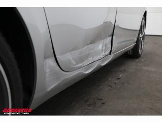 Peugeot 308 SW 1.2 PureTech Aut. Allure Pano LED Navi Clima Cruise PDC picture 5