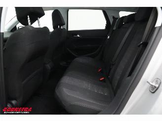 Peugeot 308 SW 1.2 PureTech Aut. Allure Pano LED Navi Clima Cruise PDC picture 14