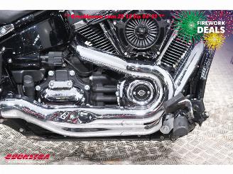 Harley-Davidson Sport Glide 107 FLSB 5HD LED ABS picture 10