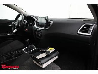 Kia Ceed 1.0 T-GDI ACC Clima Camera LRHZ AHK 44.614 km! picture 13