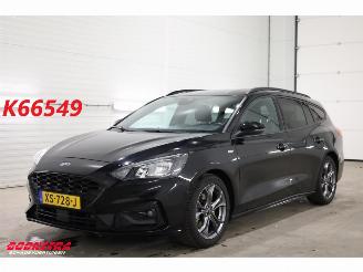 krockskadad bil auto Ford Focus 1.5 EcoBoost 180 PK ST-Line X LED ACC B&O AHK 2019/3