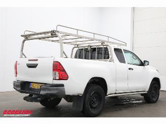 Toyota Hilux 2.4 D-4D Xtra Cab Cool Comfort Airco Cruise AHK picture 3