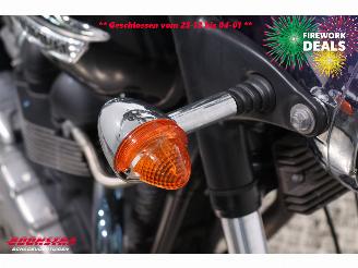 Triumph Bonneville T100 SE BY 2012 picture 10