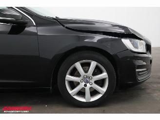 Volvo V-60 1.5 T2 Aut. Polar+ BiXenon Navi Clima Cruise SHZ PDC 152.278 km! picture 5